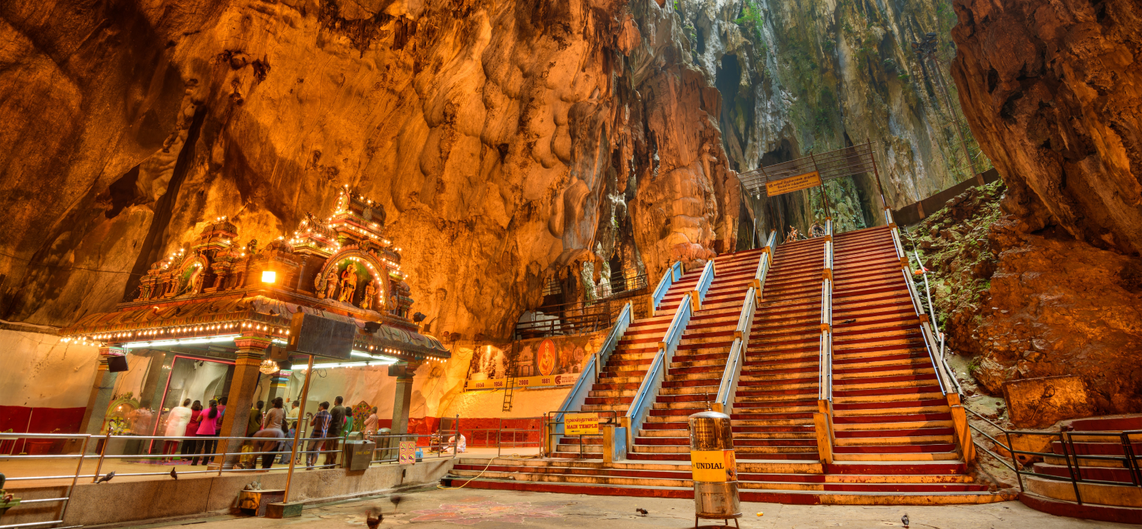 Sex In The Batu Caves – Found A Wanton Opportunity